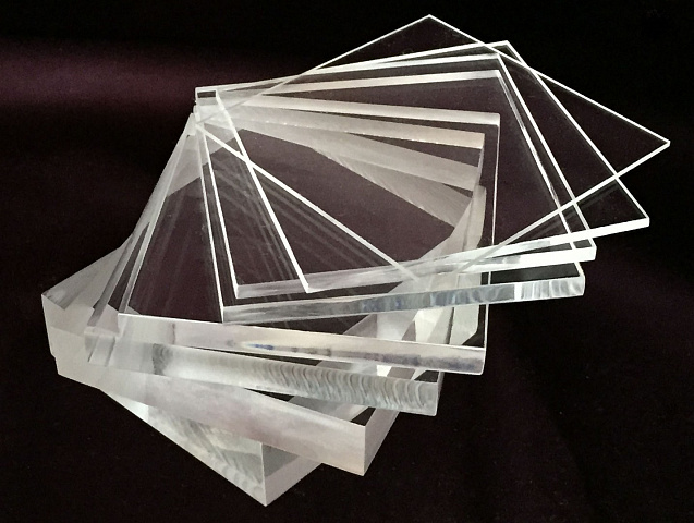 Стекло органическое Plexiglas LED 3 мм