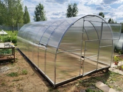 Купить Теплица "Люкс" в Санкт-Петербурге.